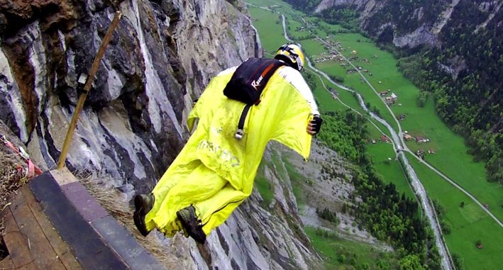 wingsuite base jumper